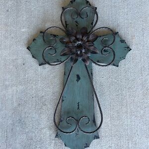 Decorative Metal and Wood Wall Cross